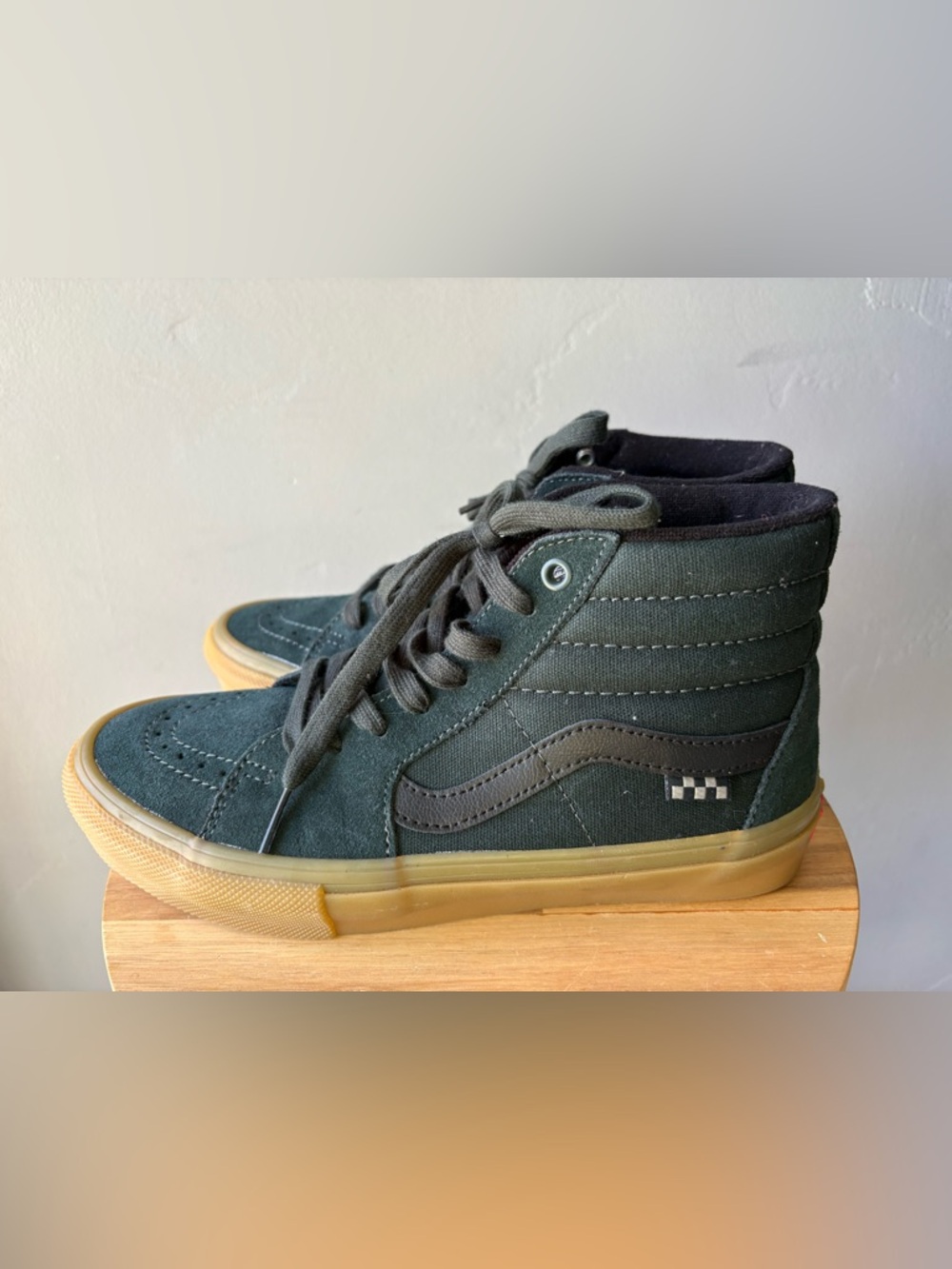 Vans Men’s Skate Sk8-Hi Green/Gum Sneakers ~ Size 7